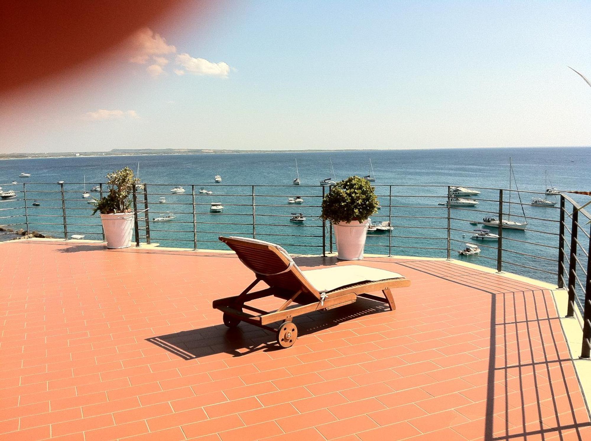 Hotel Palace Vista Mare Gallipoli Exterior photo