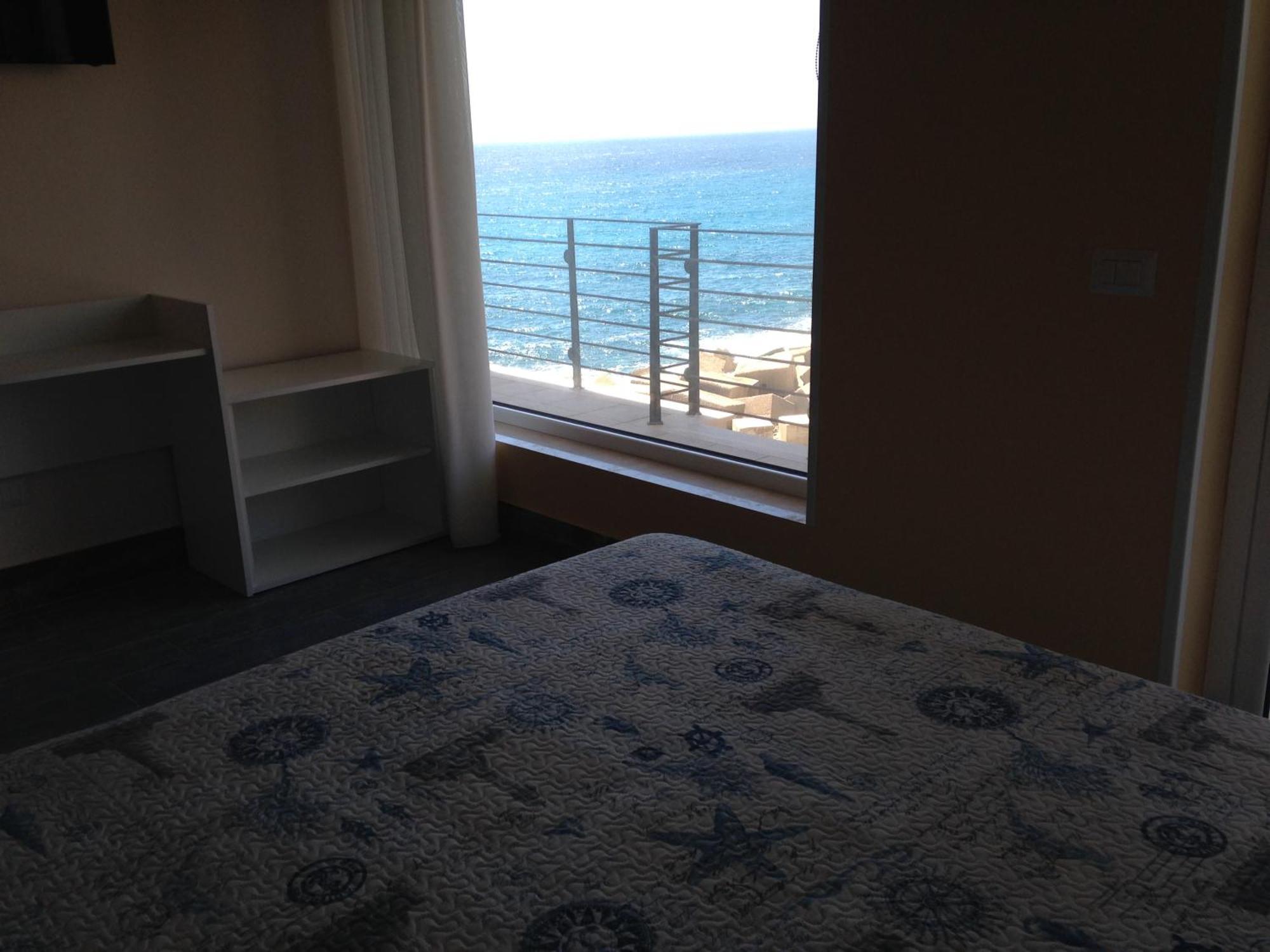 Hotel Palace Vista Mare Gallipoli Exterior photo