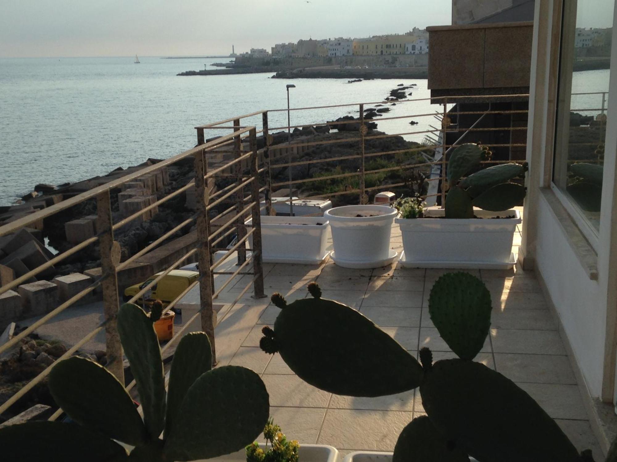 Hotel Palace Vista Mare Gallipoli Exterior photo