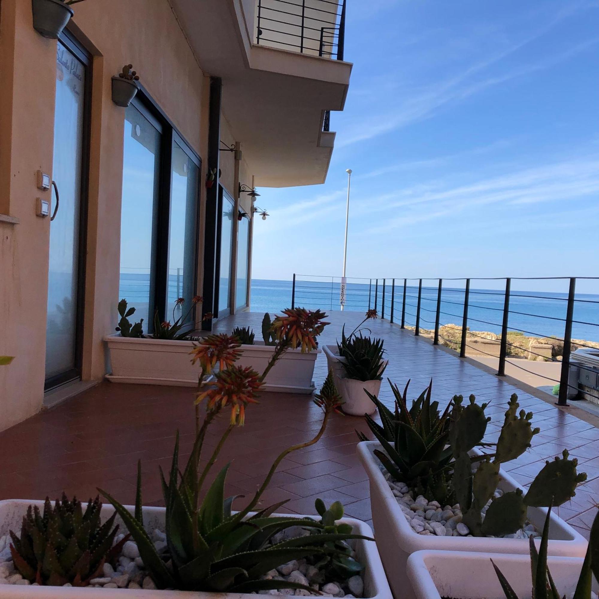 Hotel Palace Vista Mare Gallipoli Exterior photo